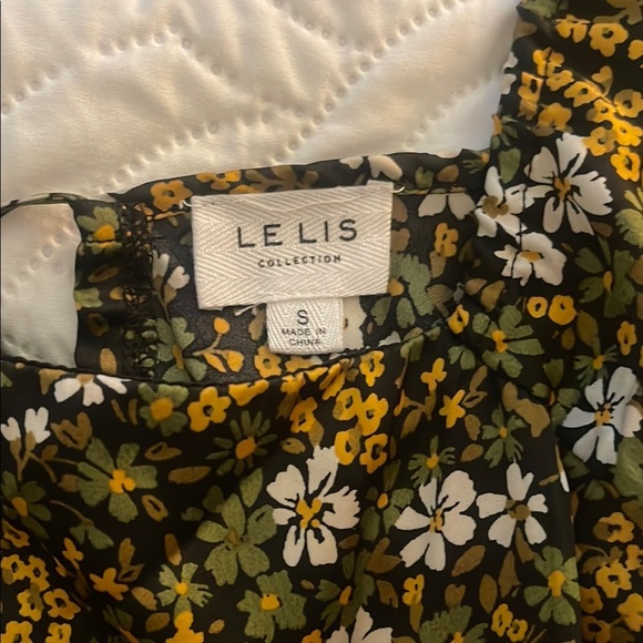 LE LIS Tie Back Floral Dress in Black and Yellow - Picture 2 of 6